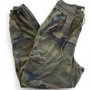 Hollister Camouflage Cargo Jogger Pants